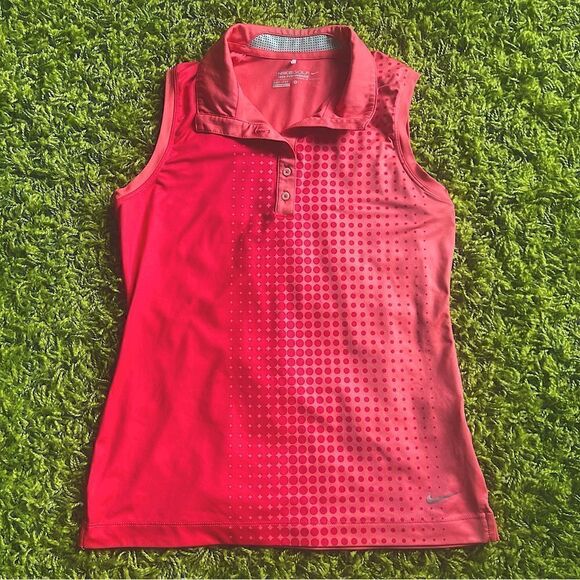 Nike Tops - NIKE GOLF SLEEVELESS TANKTOP